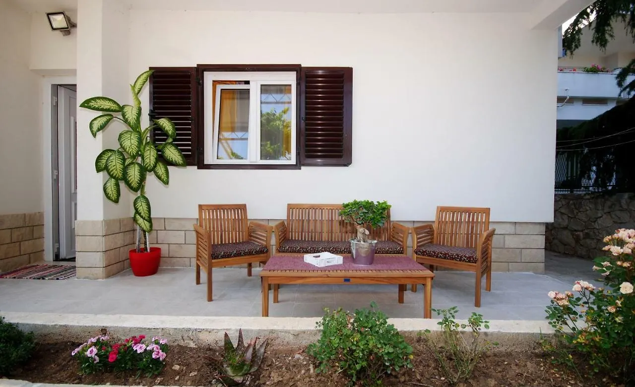 Apartment Raquil سبليت